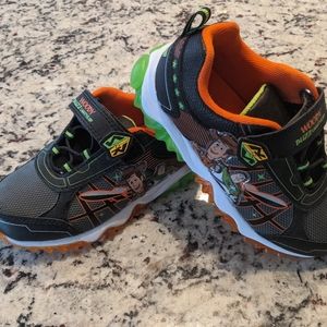 Toddler boys size 12 light up toy story sneakers